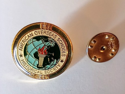 American Overseas Schools Historical Society Life Member Gold Tone Pin AOSHS - Picture 3 of 8