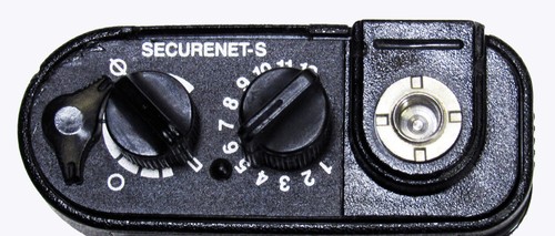 Motorola Saber Model I VHF-HI Portable Radio with Encryption - Picture 4 of 4