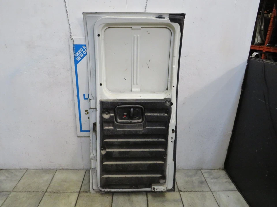 后门 GMC VAN SAVANA 1500 1996 至 2014 右白色 — 第 4/4 张图片