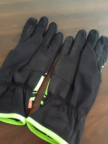 Pearl Izumi WXB Waterproof Gloves, Black/green - Picture 3 of 3