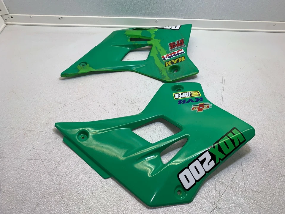 2001 Kawasaki KDX200 Radiators Covers LH RH - Image 2 of 4