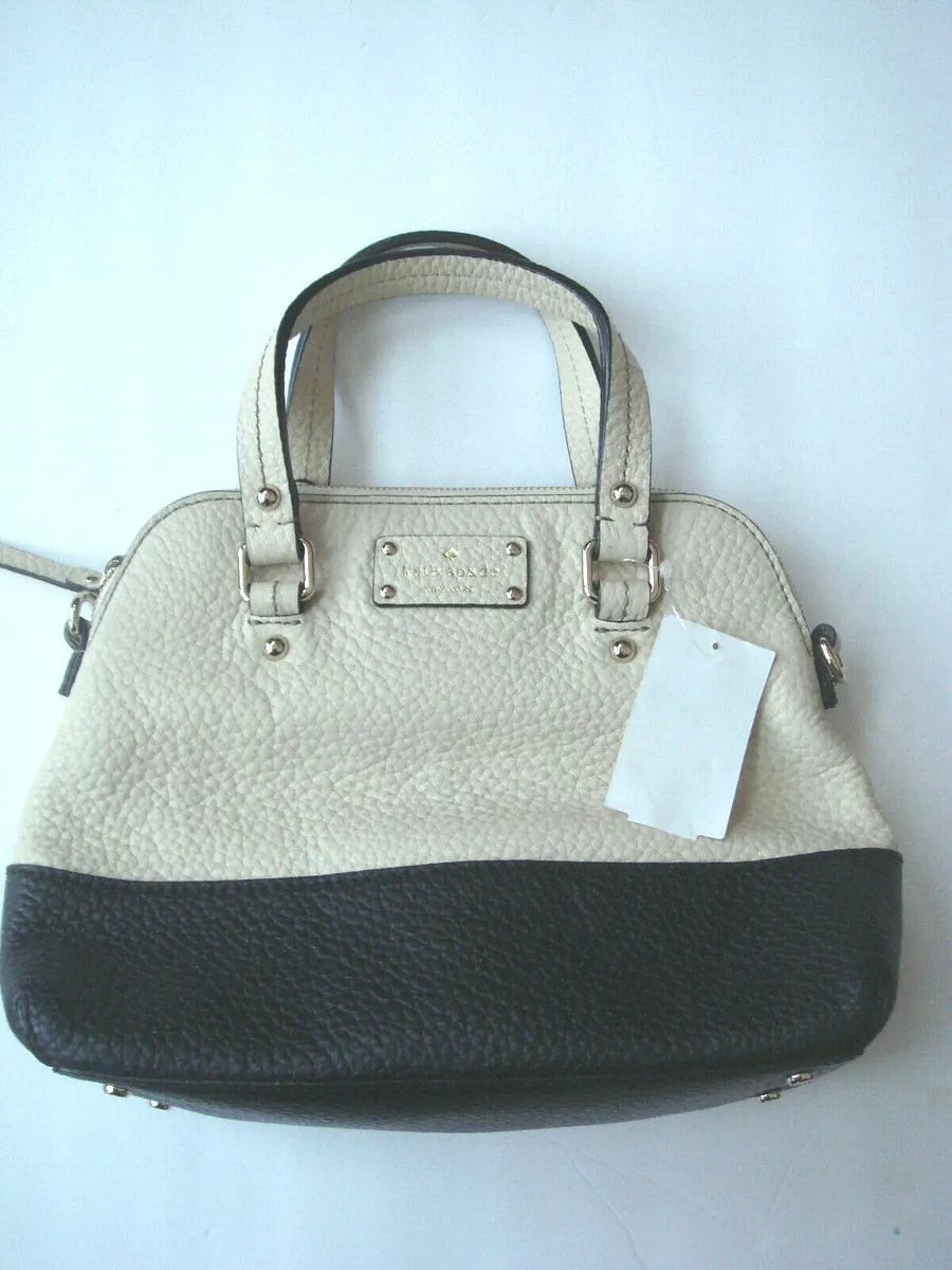 Kate spade black hotsell and cream purse