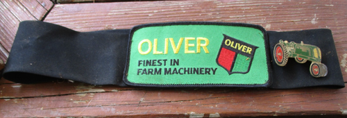 Vintage Oliver Finest Farm Machinery Patch Strohhut Band Landwirtschaft Traktor Pin