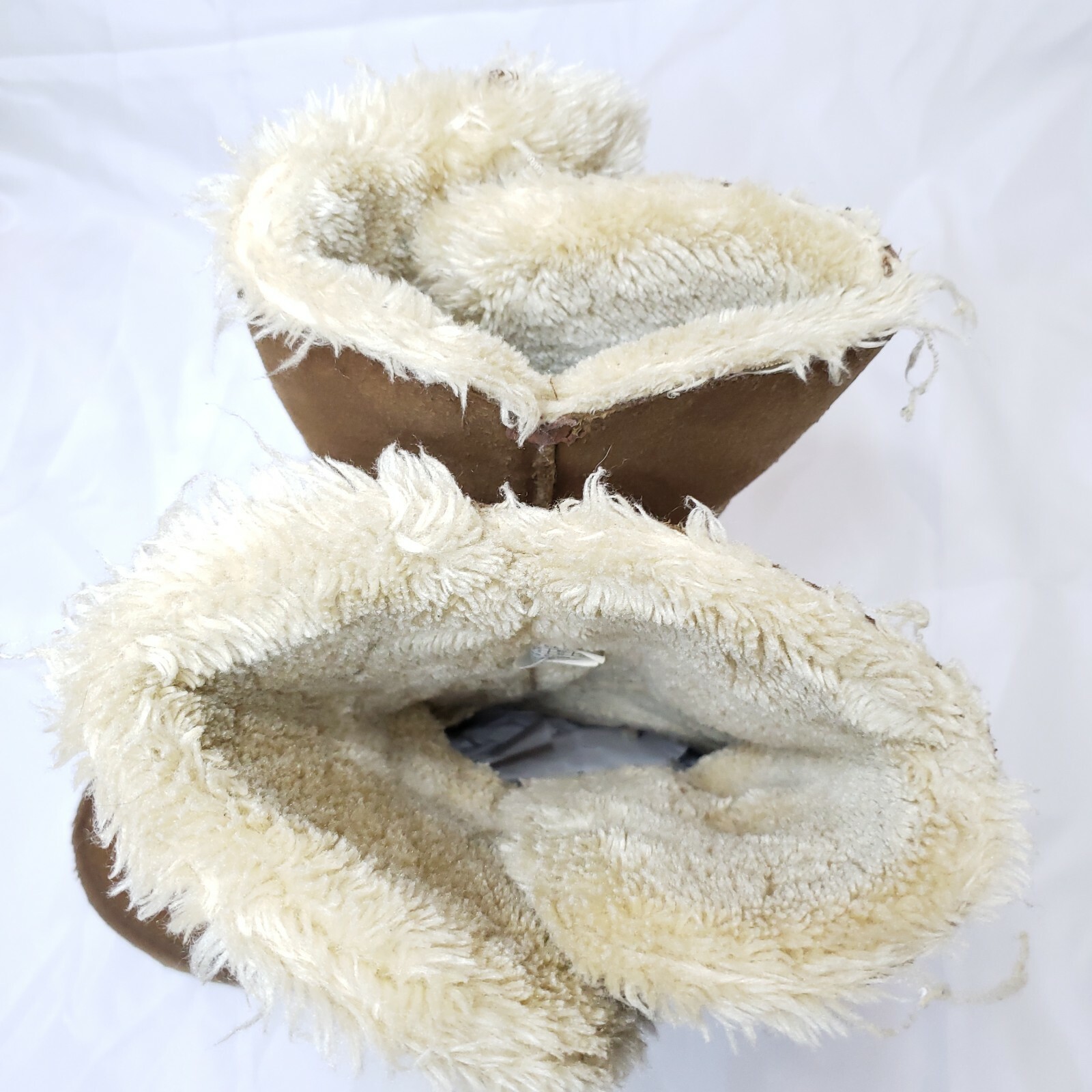 Ugg Bailey Triple Button Boots Size 9 - image 3