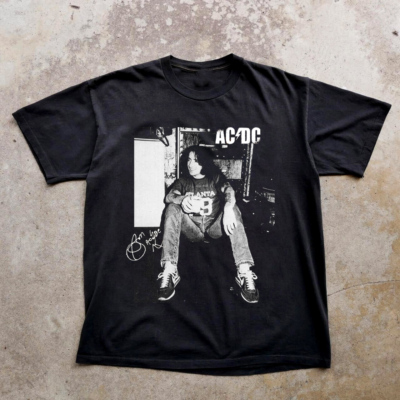 スコット　新品。　ストック NEW RARE ACDC Bon Scott Classic Short Sleeve Black All Size Gift