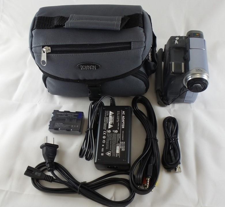 Sony Handycam CCD-TRV22 8mm Analog Camcorder - Silver for sale