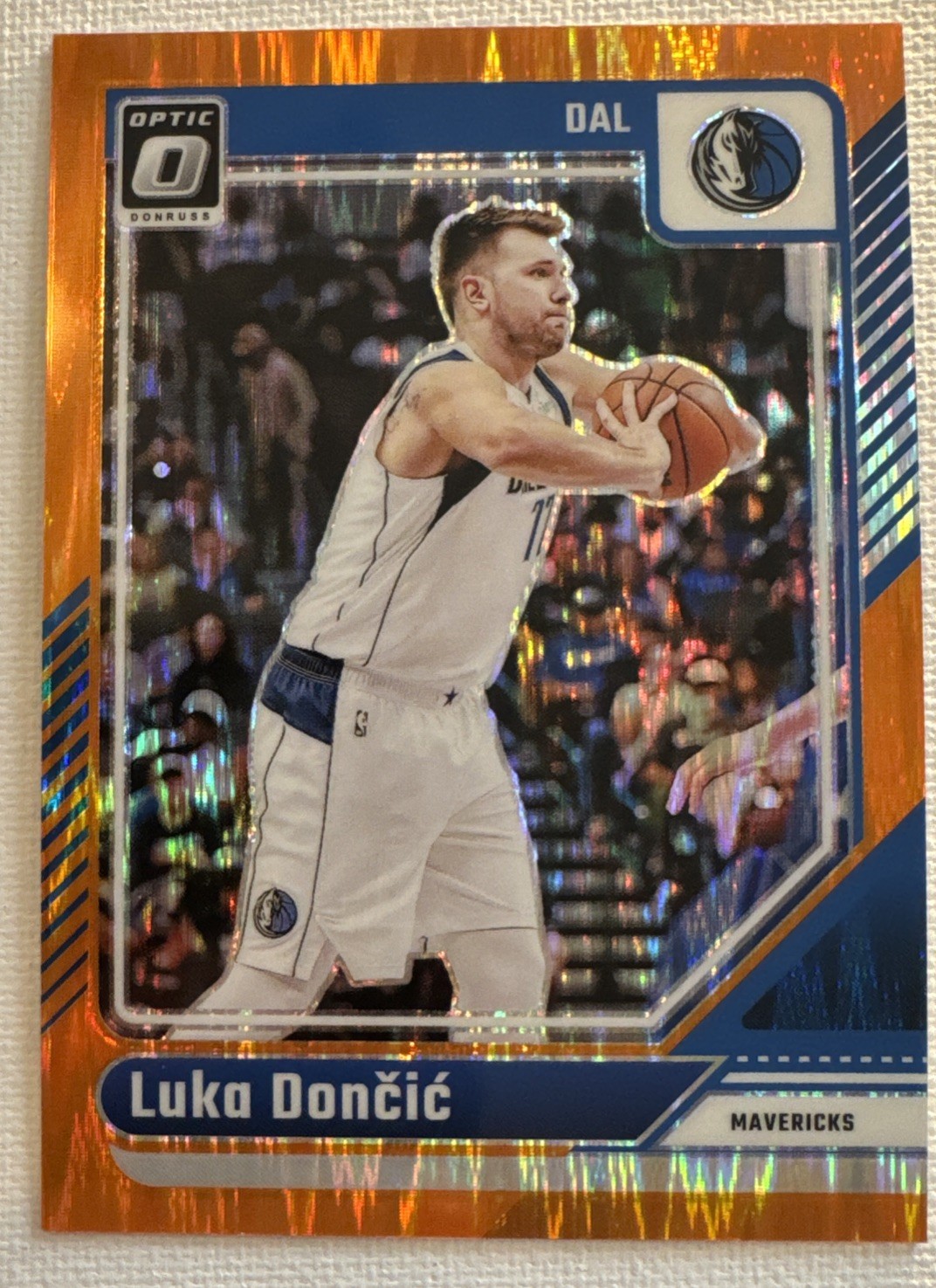 2024-25 Panini Donruss Optic Orange Shock Prizm 191/225 Luka Doncic #214