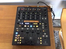 BEHRINGER DDM4000 4 Channel Professional Digital DJ Mixer