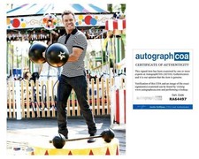 Matt Damon Signed Autographed 11x14 Photo Funny Weights Strong Man ACOA PSA