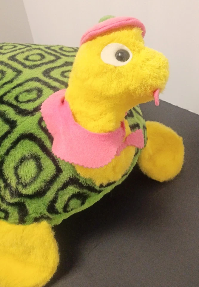 De colección RETRO Verde Knickerbocker Kingdom Juguetes Tortuga Grande Con Gorra de Golf 18" Foto 2 de 4