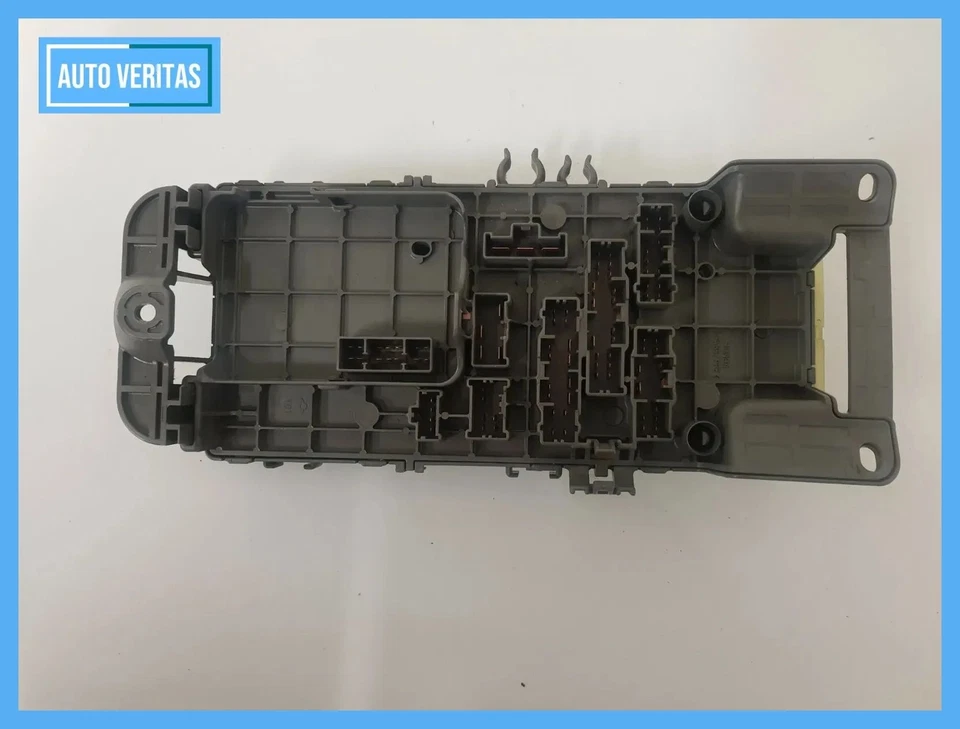 original fuse box Honda Prelude BB9 2.0 S30-656304 BJ 97 - Image 3 of 4