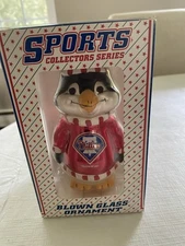 Philadelphia Phillies Penguin Topperscot Glass Christmas Ornament