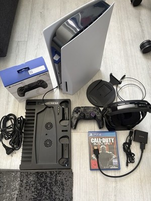 Playstation 5 Disc Edition mit einem Controller und Astro A50 Headset Gen4