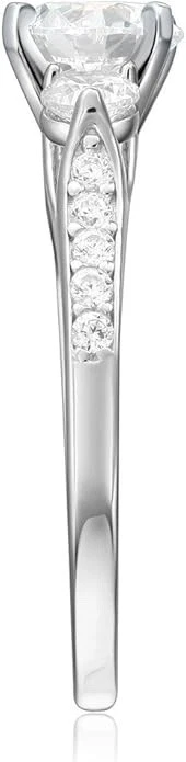 Alianza de compromiso redonda de oro blanco de 14 quilates de 2,25 quilates con diamantes creados en 3 piedras Foto 3 de 3