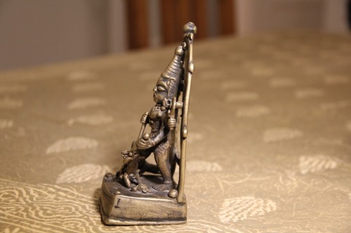 Indian bronze: E19thC large Durga Mahishasurmardini - Picture 3 of 6