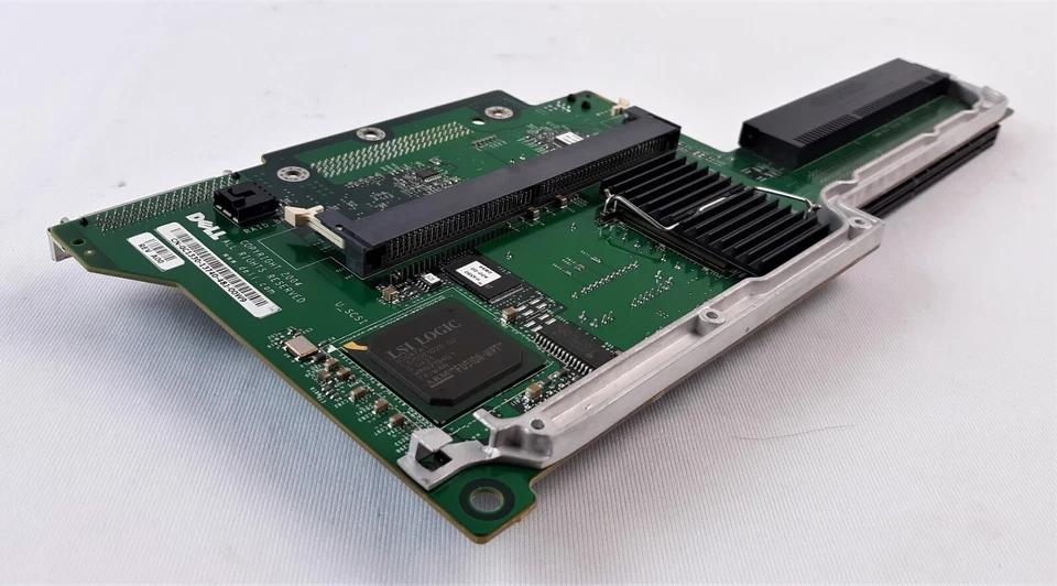 Dell CN-0C1330 Riser Card - Image 4 of 4