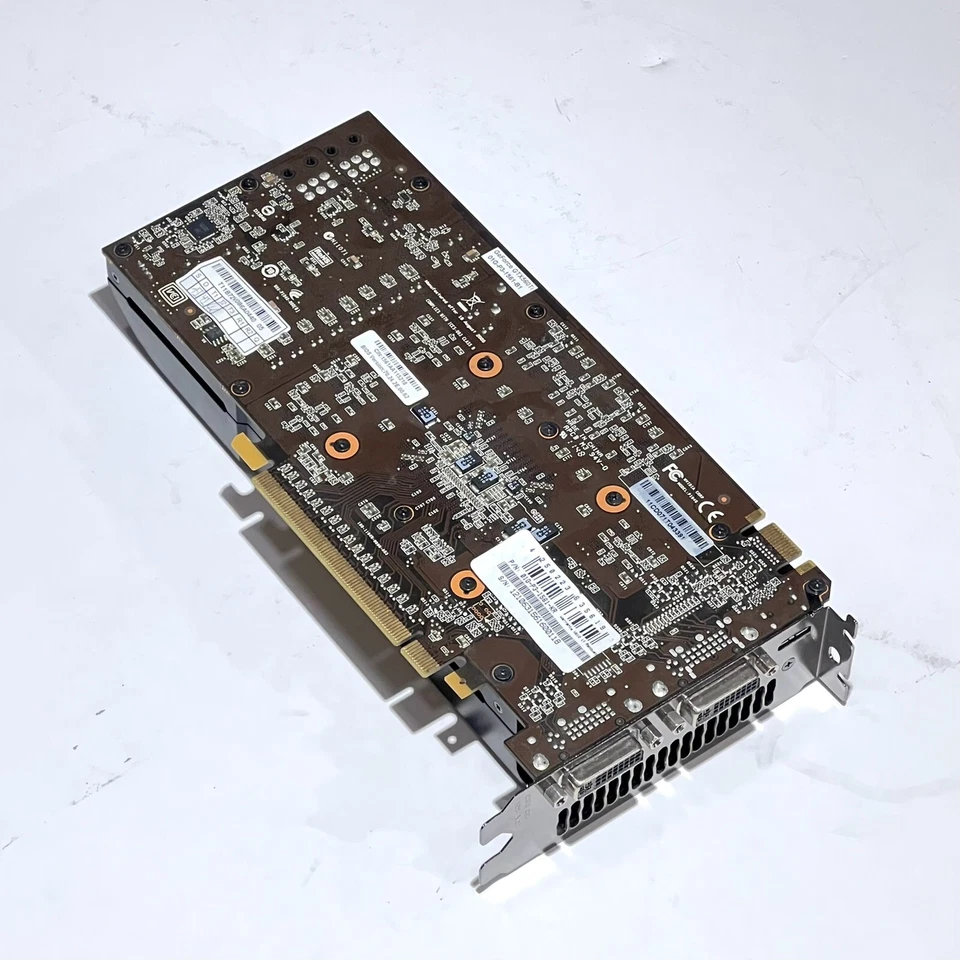 EVGA GeForce GTX 560 Ti - Immagine 3 di 4