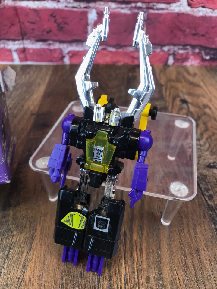 RARO Usado - Hasbro Bradley 1985 G1 Transformers Decepticon Insecticon Metralla Foto 2 de 4