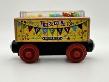 WOODEN THOMAS the Tank Engine CONFETTI CARGO CAR Sodor Party Supply BRIO