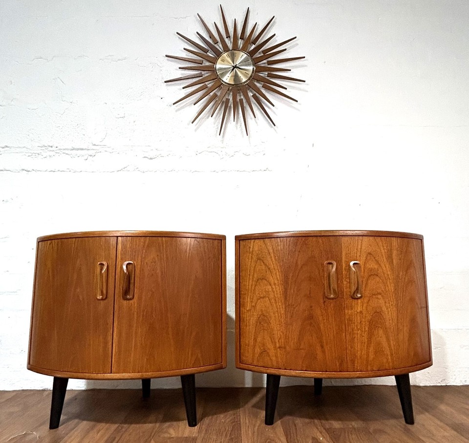 Stylish Mid Century Teak Bedside G Plan Fresco On Legs 60's/70
