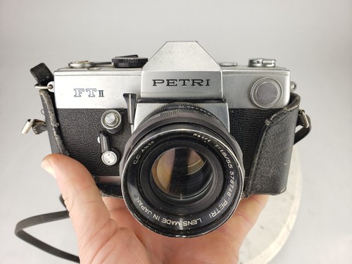 Vintage Petri FT II Silver Manual Focus 35mm SLR Film Camera With Case - Picture 5 of 12