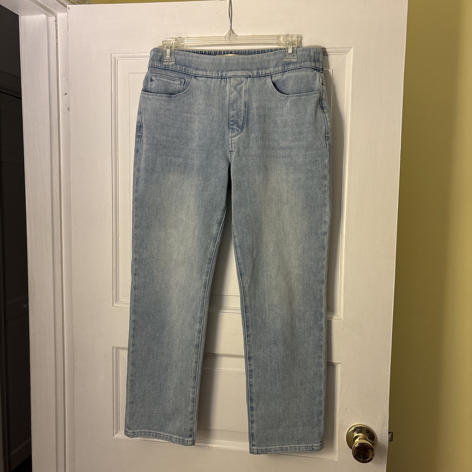 Soft Surroundings Pull on Cropped Jeans Faded Look Size Small