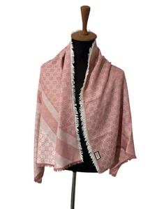 Foulard carré à franges en laine rose monogramme Gucci
