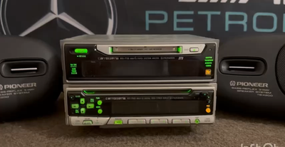 PIONEER CARROZZERIA DEH-P505 & MDS-P700 Car Radio CD/MD Receiver