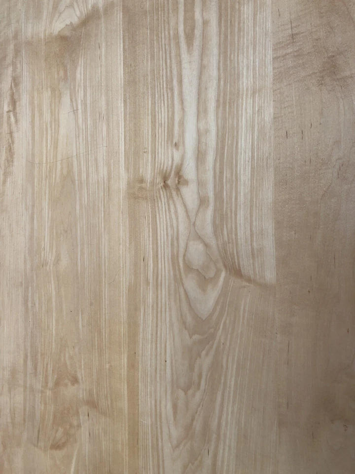 Mesa caballete coctelera clásica hecha a mano en un taller de primer nivel Foto 4 de 4