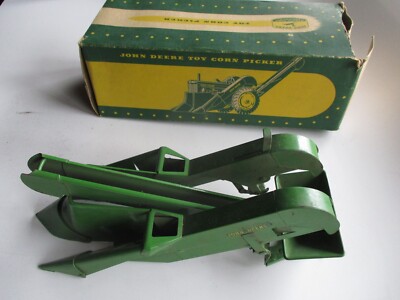 VTG  Eska John Deere Corn Picker and Original Box Tractor farm toy ERTL