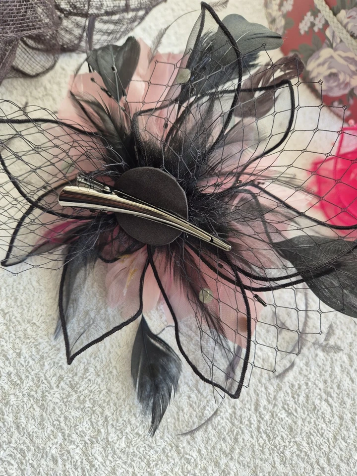 Jacques Vert Headband Flower Netting Feather & Hair Clips Bundle - Image 4 of 4