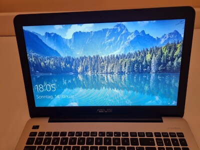 Asus R556U Notebook -Intel Core i5 -12 GB RAM  -1 TB  HHD Festplatte Windows 10.