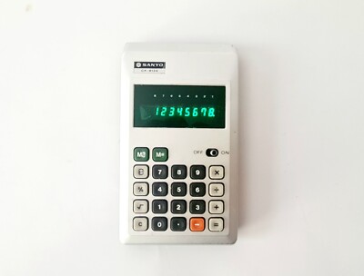 Calculatrice Sanyo CX-8132 – Vintage LED Verte – Années 1970 – Fonctionnelle