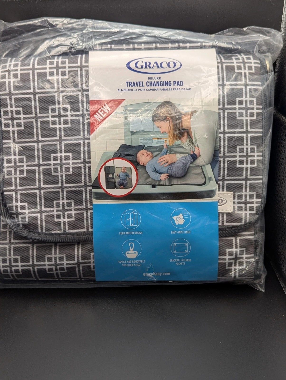 Graco Deluxe Travel Changing Pad
Opens in a new window or tab