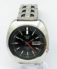 Vintage SEIKO 5 Sports Automatic Watch. 41mm Case. Black Dial. WR 70M. Men`s.