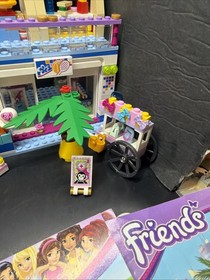 LEGO FRIENDS: Heartlake Shopping Mall 41058 Complete Build W Manuals Mini Dolls