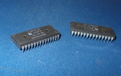 AD ADV476KN35 DIP-28 Monolithic 256x18 Color Palette #zc