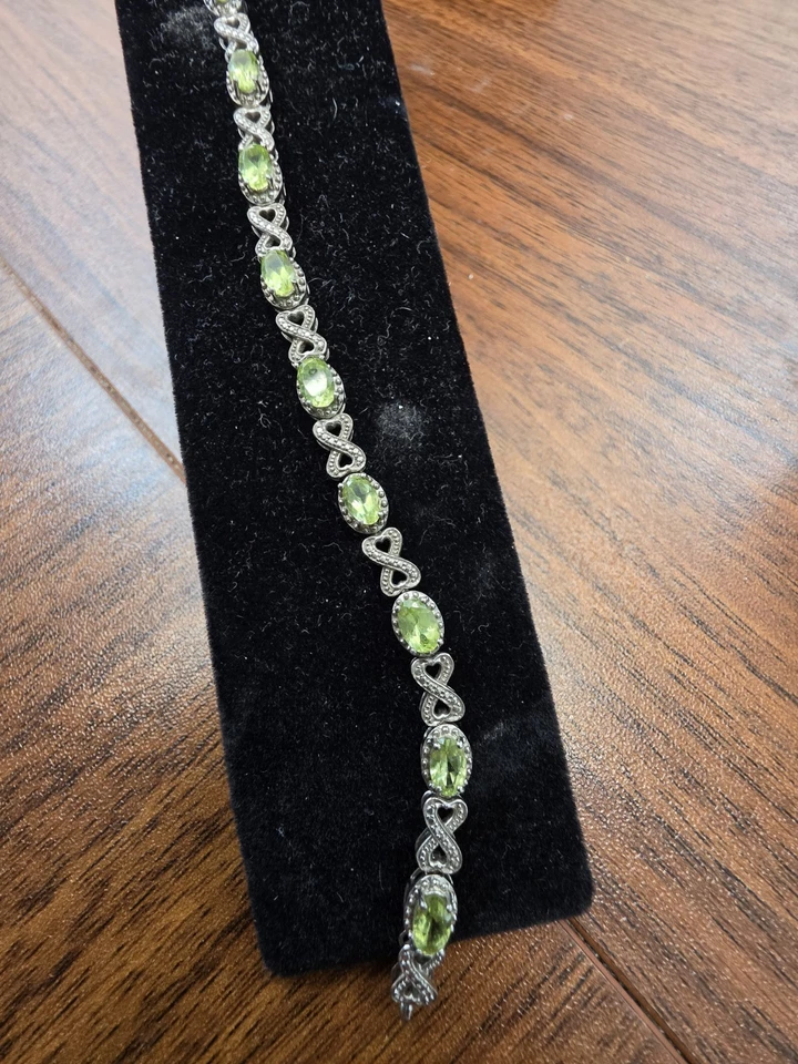 925 纯银钻石口音 Peridot Infinity Link 手镯 7" 251208-7 — 第 2/3 张图片