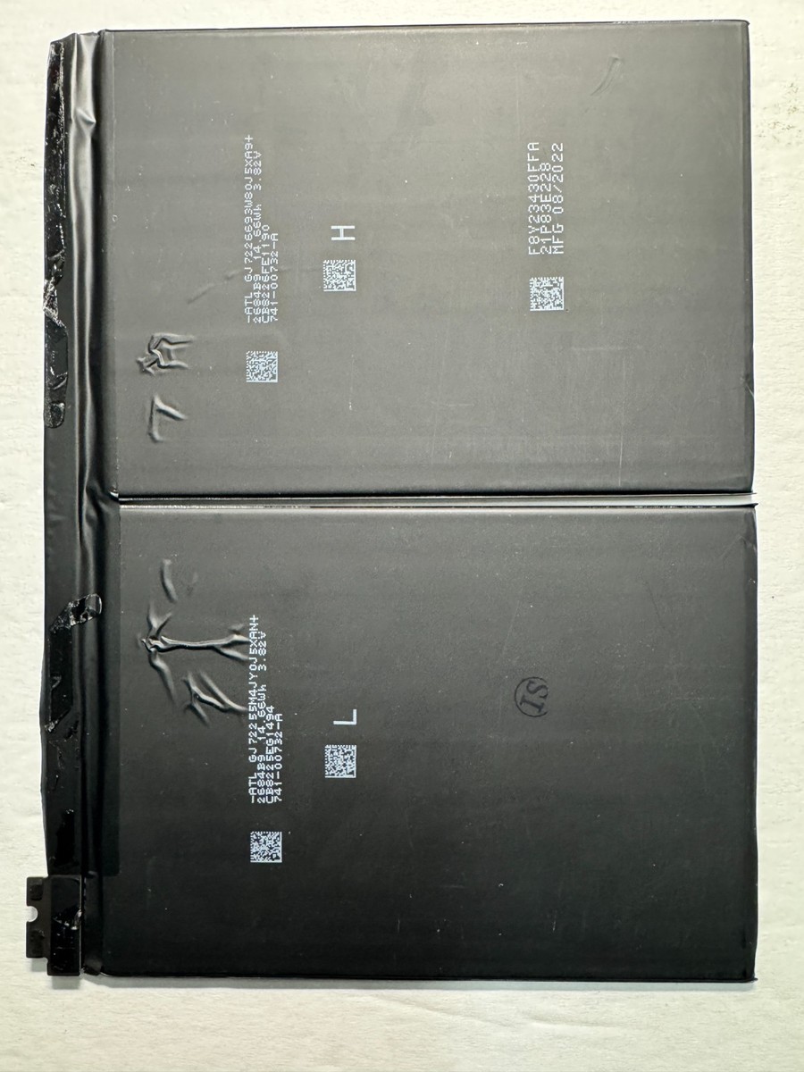 Genuine Original A2742 Battery Lithium ion iPad Air 5 5th (2022