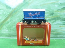 Hornby R132 Baxters Closed Van Wagon - excellent - boxed