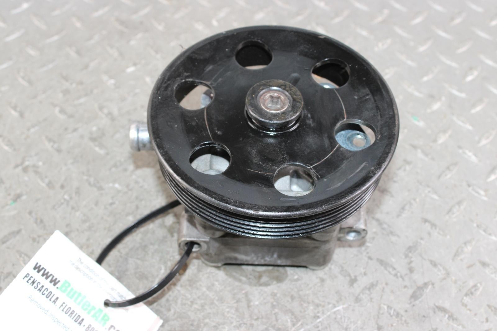 Maserati Ghibli 2014-2022 Power steering pulley