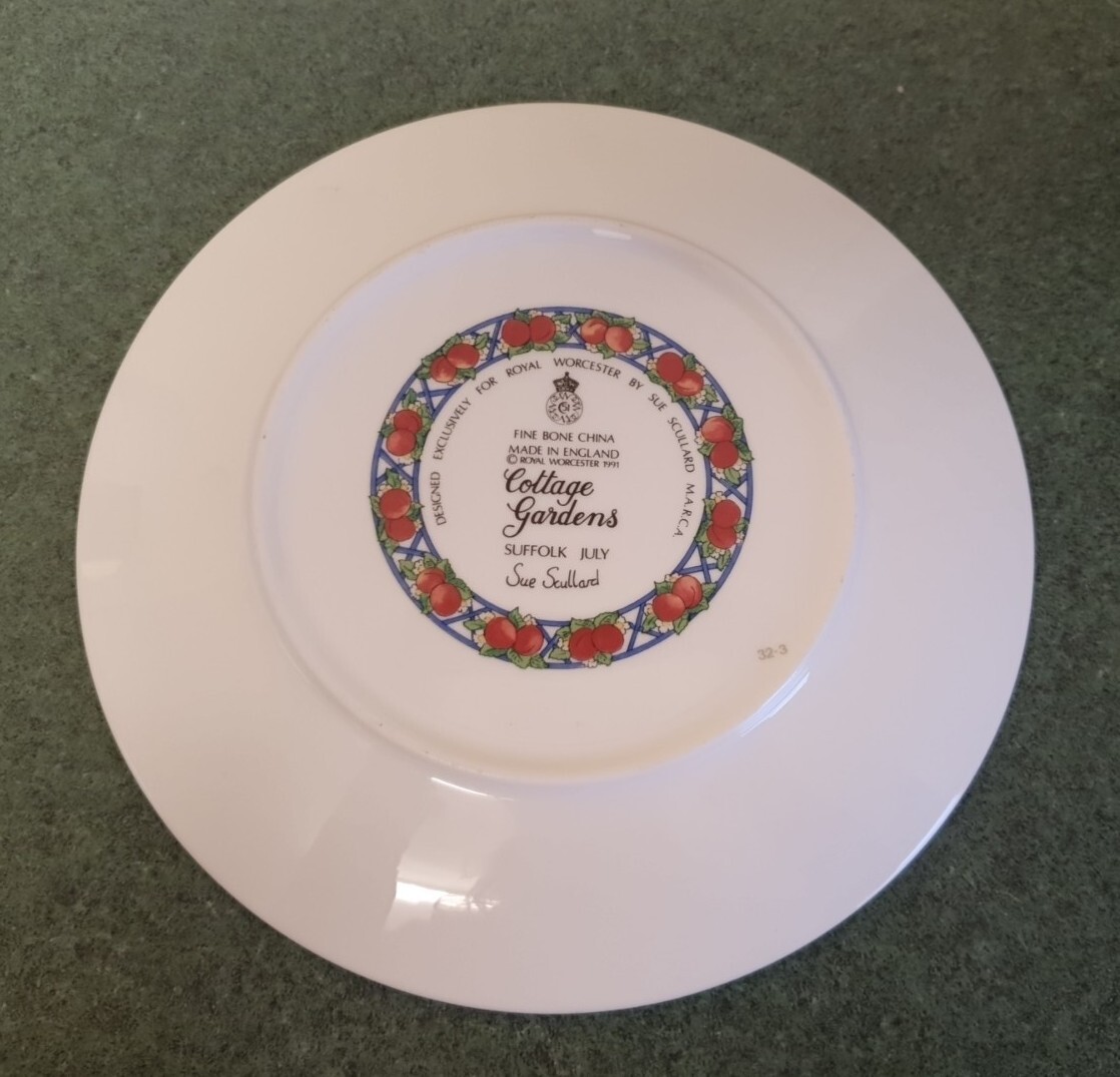 Royal Worcester Cottage Gardens Plate Suffolk July 1991 Sue