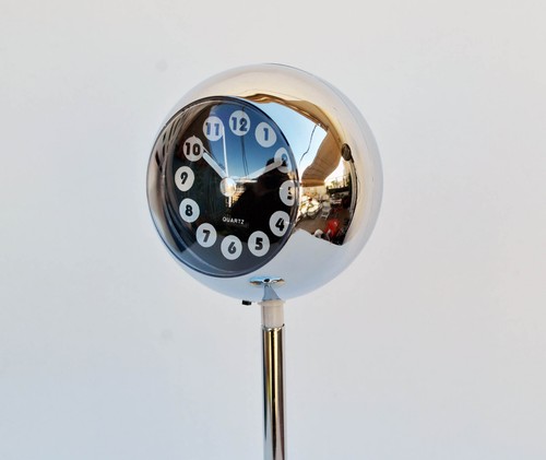 Space Age Ball Clock watch Silver with alarm and light eye - Picture 4 of 10