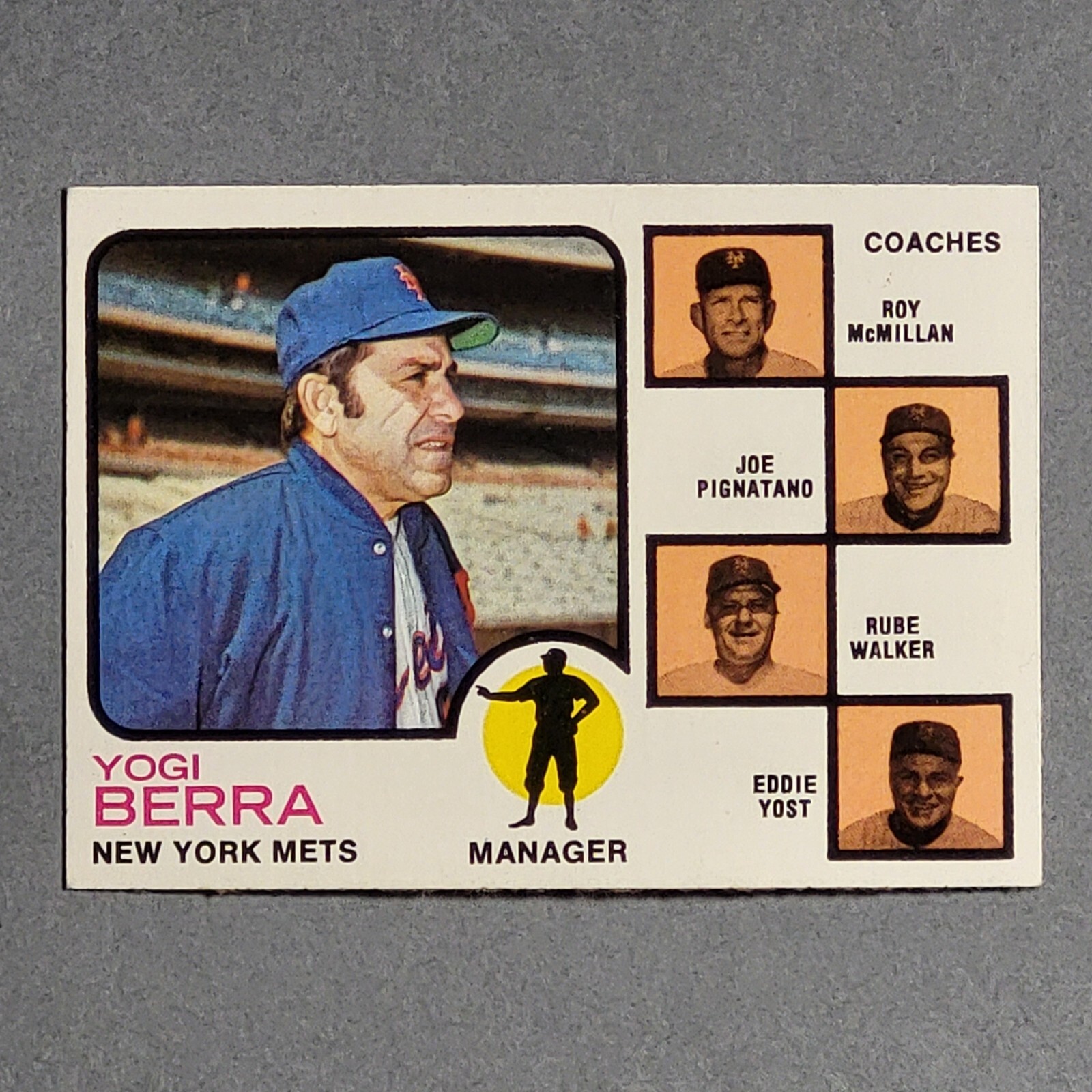 1973 Topps #257-a (Orange Background) Yogi Berra - Mets Manager Nm-Mt High Grade