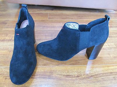 NEW Ellen Degeneres ED Mahoney Ankle Boots WOMENS