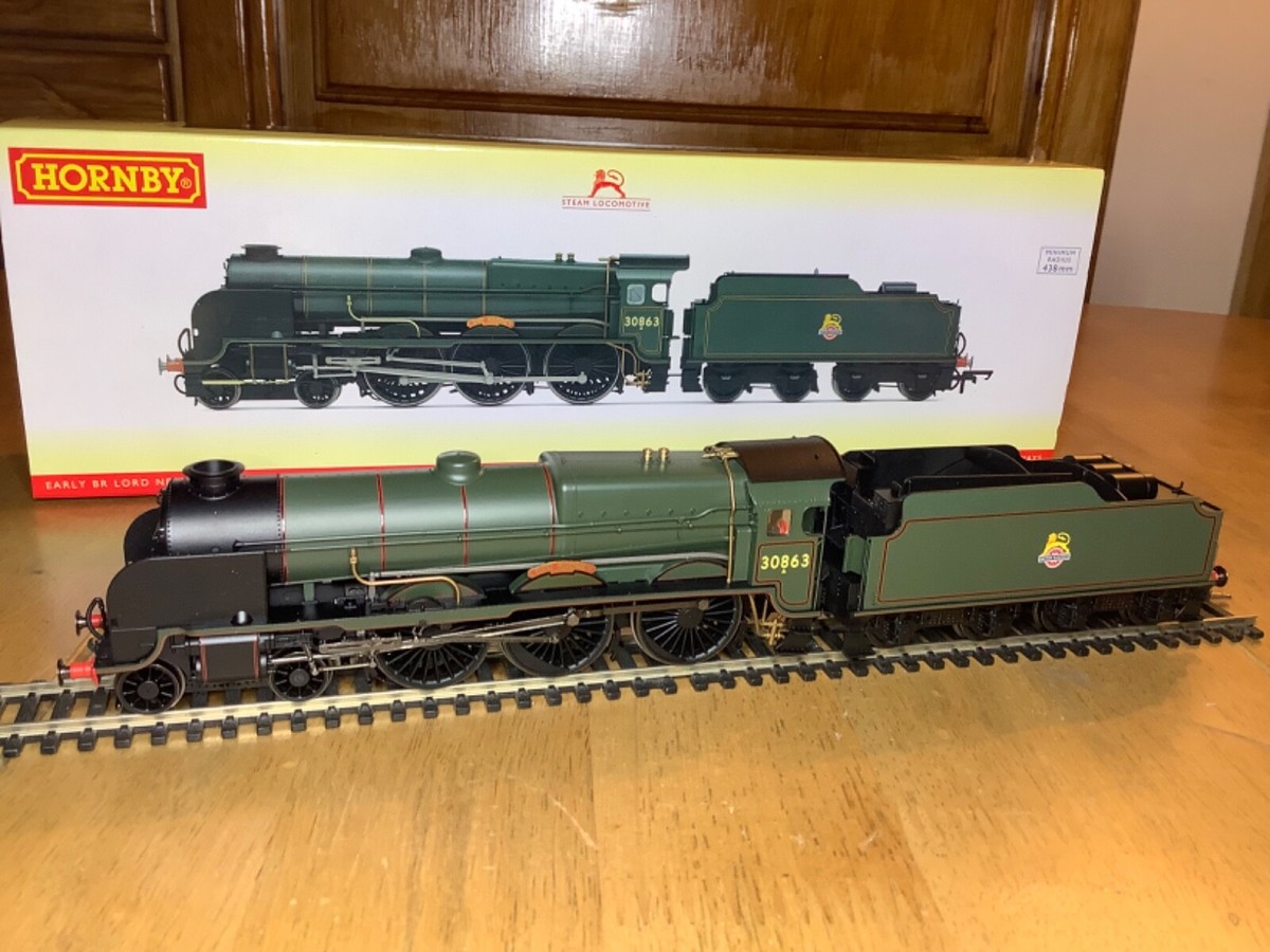 Hornby R3635 BR Lord Nelson Class 4-6-0 30863 Lord Rodney Model