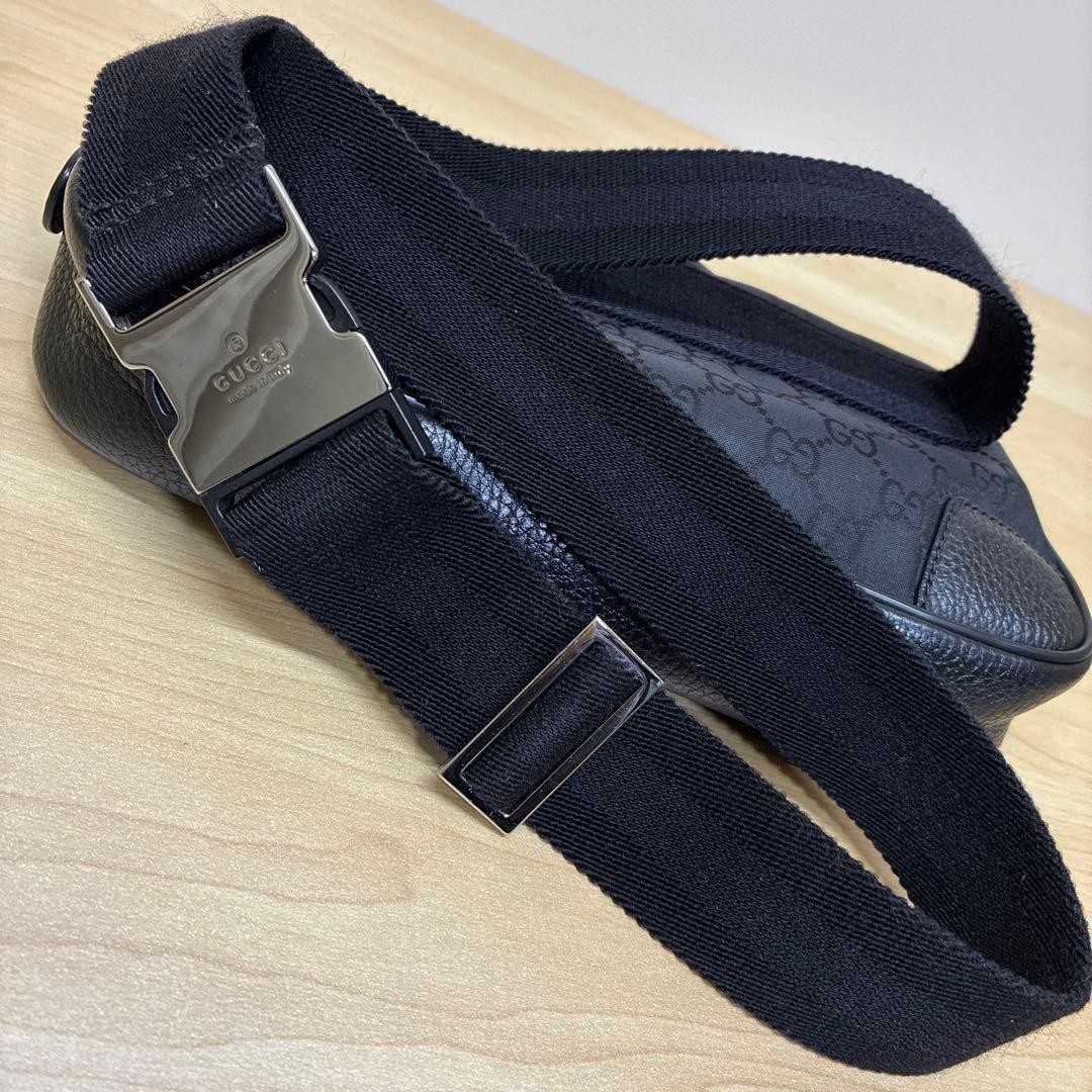 GUCCI GG Canvas Waist Bag Black Leather Unisex Authentic Crossbody Bag thumbnail 10