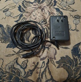 NES - 002 NINTENDO GAME SYSTEM ORIGINAL VINTAGE POWER SUPPLY AC ADAPTER CORD 