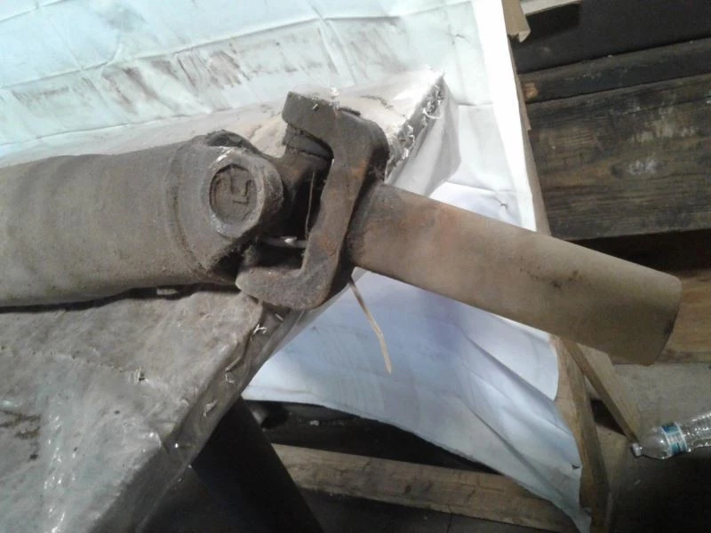 Rear Drive Shaft 133" Wb Aod Transmission Fits 81-82 FORD F100 PICKUP 1578802 - Image 3 of 4