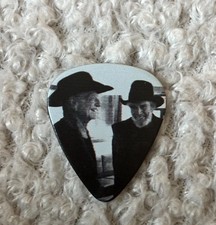 Haggard and Willie Nelson&rsquo;s Django Jimmie 2015 Authentic Tour Pick